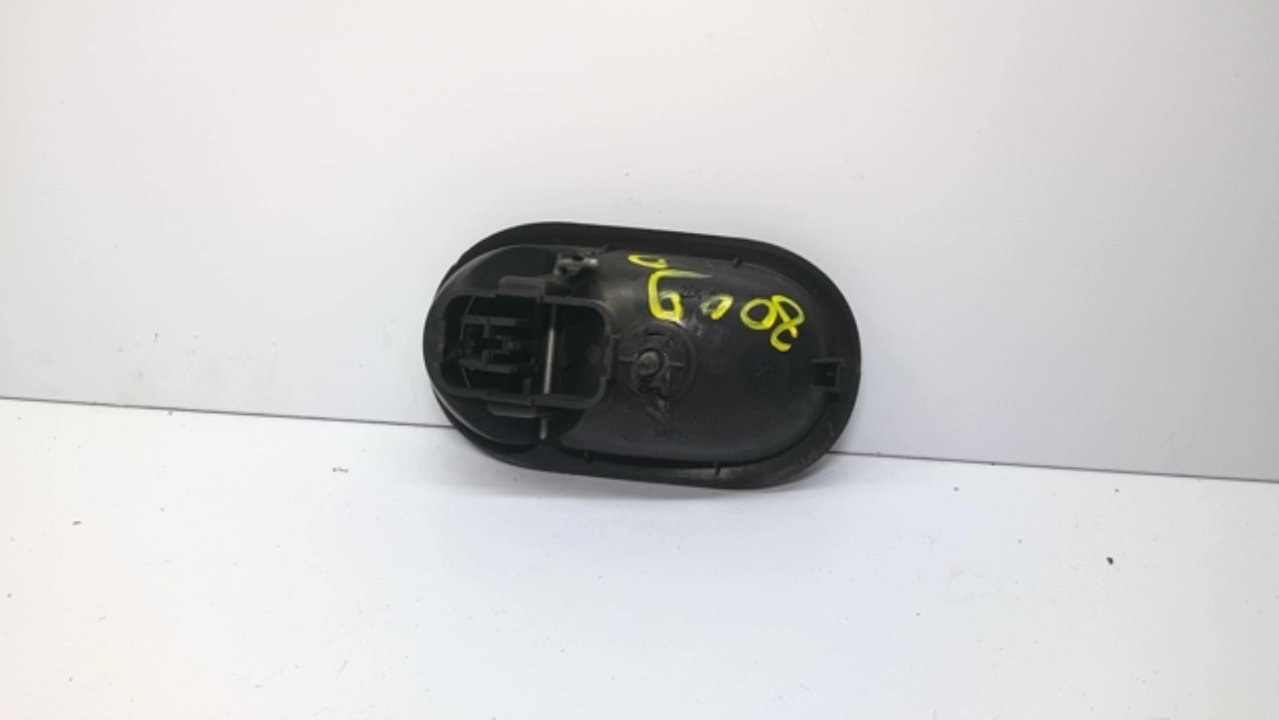 Poignee interieur avant droit RENAULT CLIO 3 PHASE 1 Diesel - 1