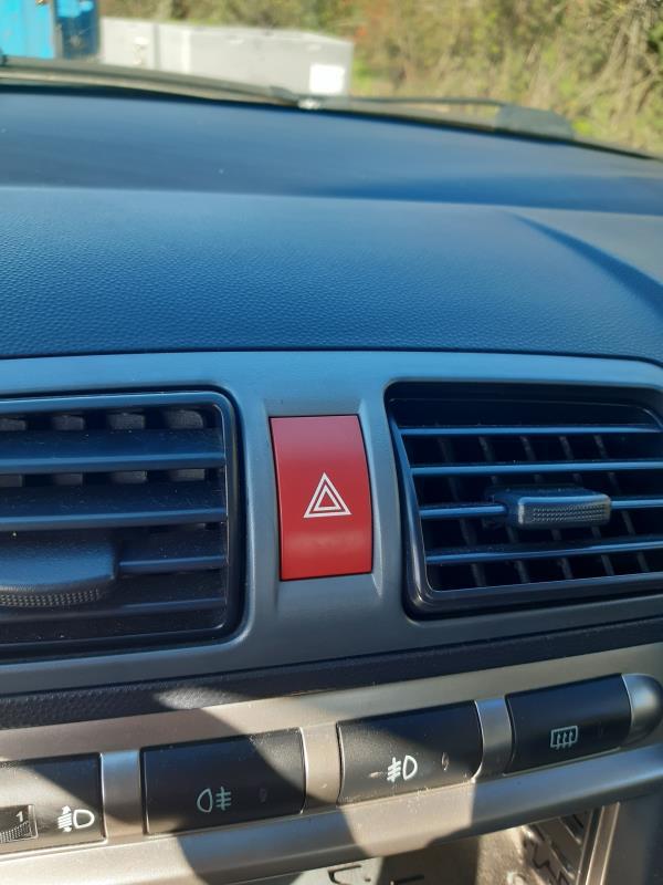 Bouton de warning KIA PICANTO 1 PHASE 1  - 1