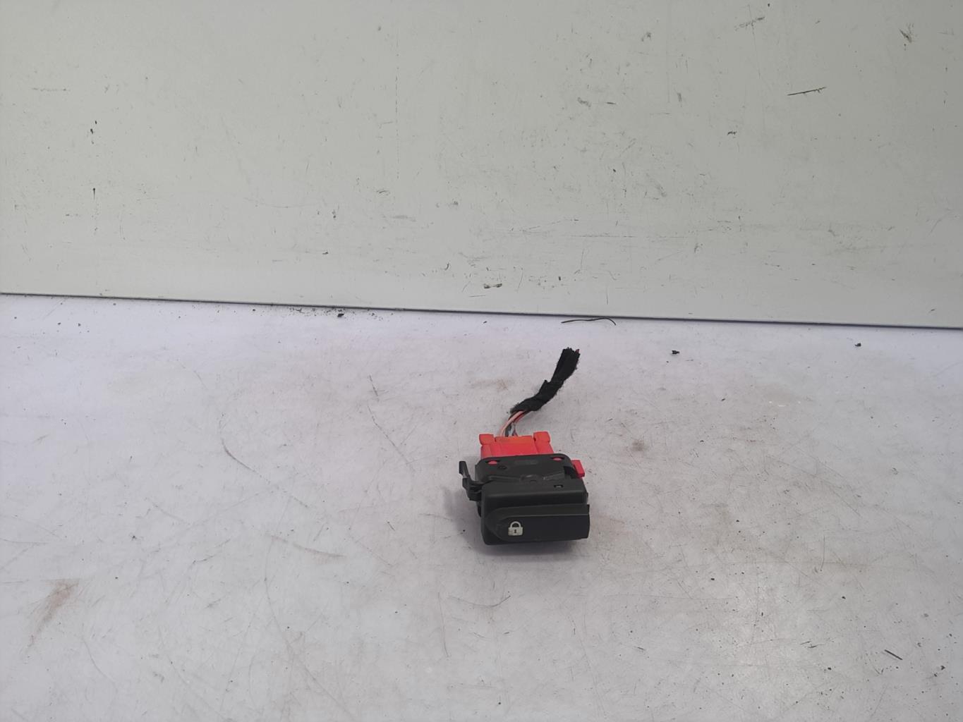 Commande de fermeture centralisee RENAULT CLIO 2 PHASE 2 Diesel - 1