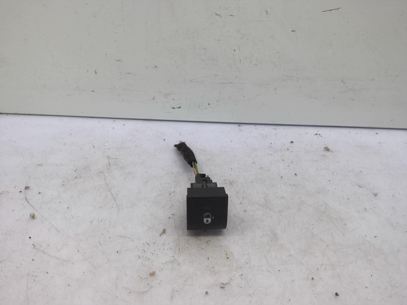 Commande de fermeture centralisee PEUGEOT 207 PHASE 1 Diesel - 1