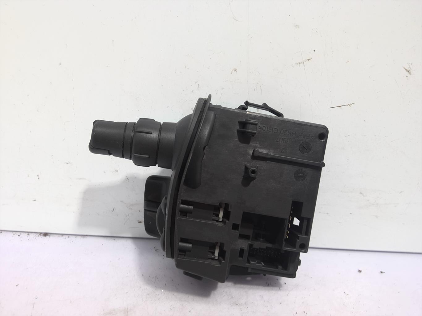 Commodo d'essuie glaces RENAULT CLIO 3 PHASE 1 Diesel - 1
