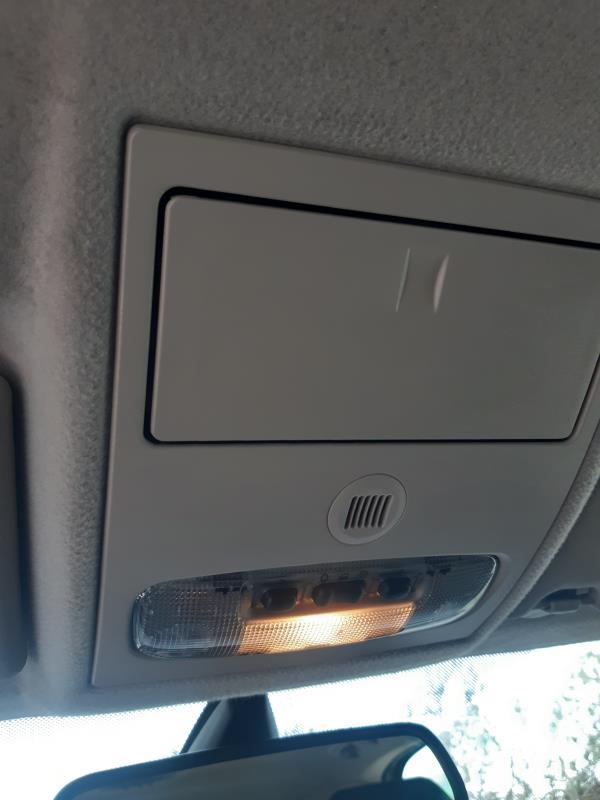 Eclairage de plafonnier FORD MONDEO 2 Diesel - 1