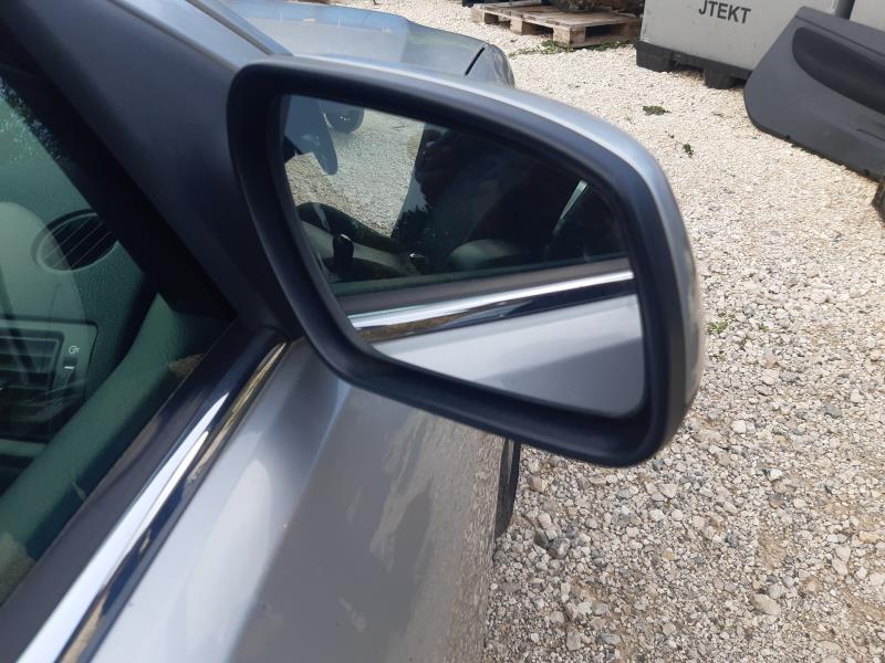 Retroviseur droit FORD MONDEO 2 Diesel - 1