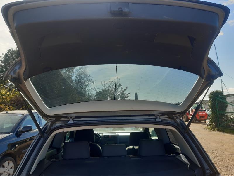 Verin de coffre VOLKSWAGEN GOLF 5 Diesel - 1