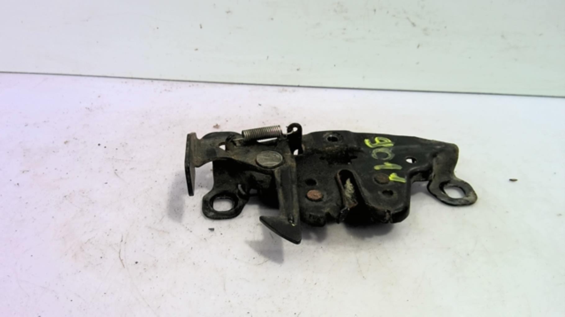 Serrure de capot NISSAN MICRA 3 PHASE 1 Essence - 1