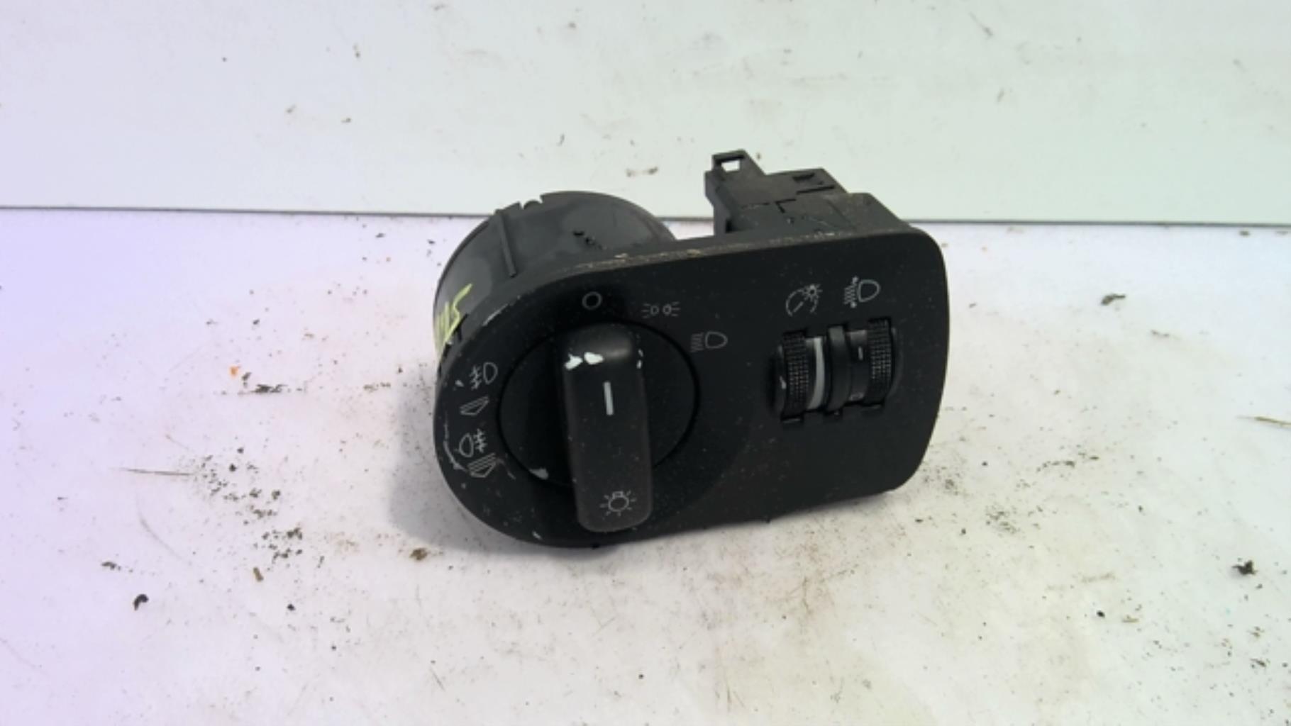 Commande de phare AUDI A3 2 PHASE 1 Diesel - 1
