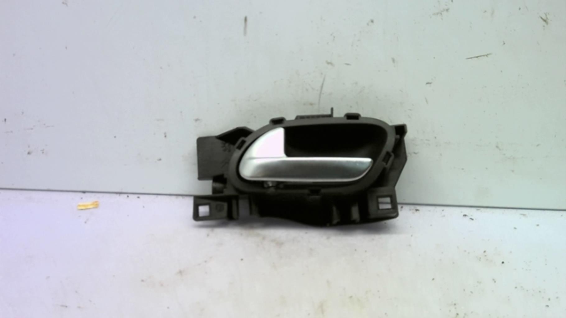Poignee interieur arriere gauche CITROEN C5 2 Diesel - 1