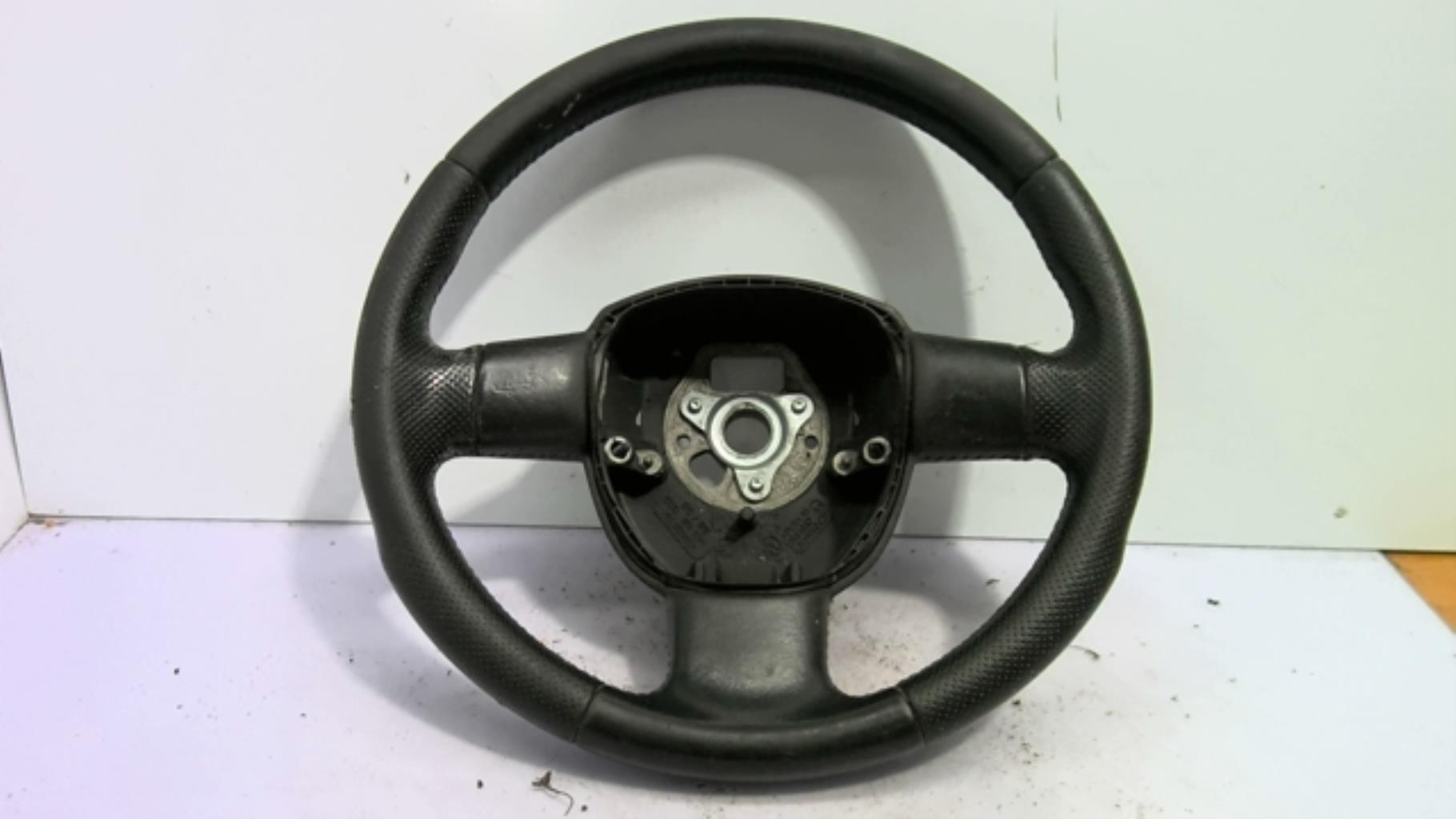 Volant AUDI A3 2 PHASE 1 Diesel - 1