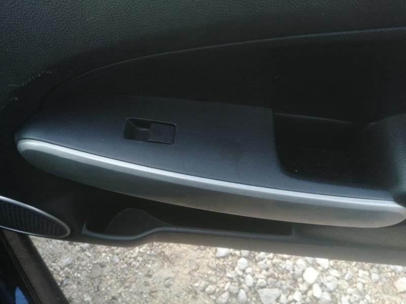Interrupteur de leve vitre avant droit MAZDA 2 2 PHASE 1 Essence - 1