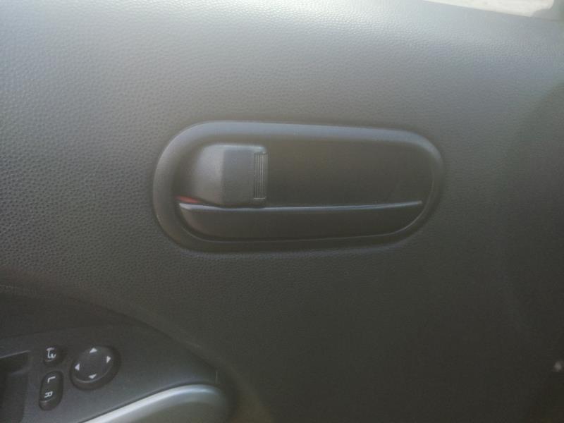 Poignee interieur avant gauche MAZDA 2 2 PHASE 1 Essence - 1