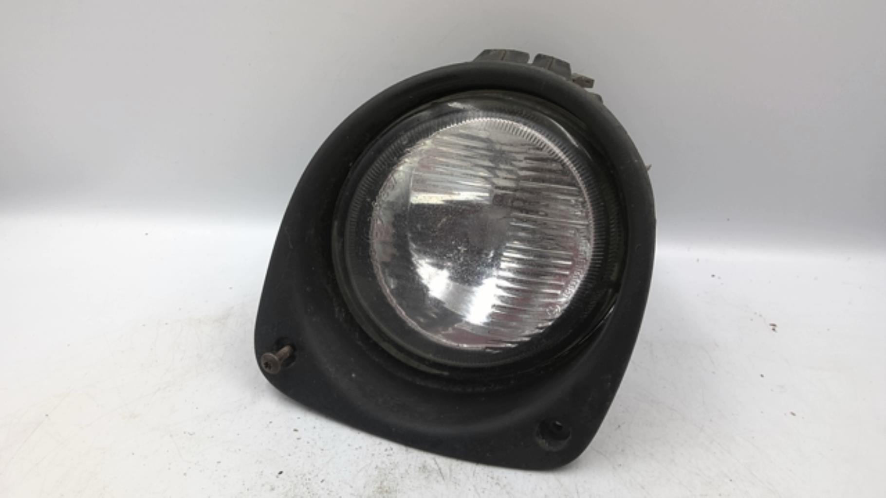 Anti brouillard gauche (feux) RENAULT CLIO 2 PHASE 1 Essence - 1
