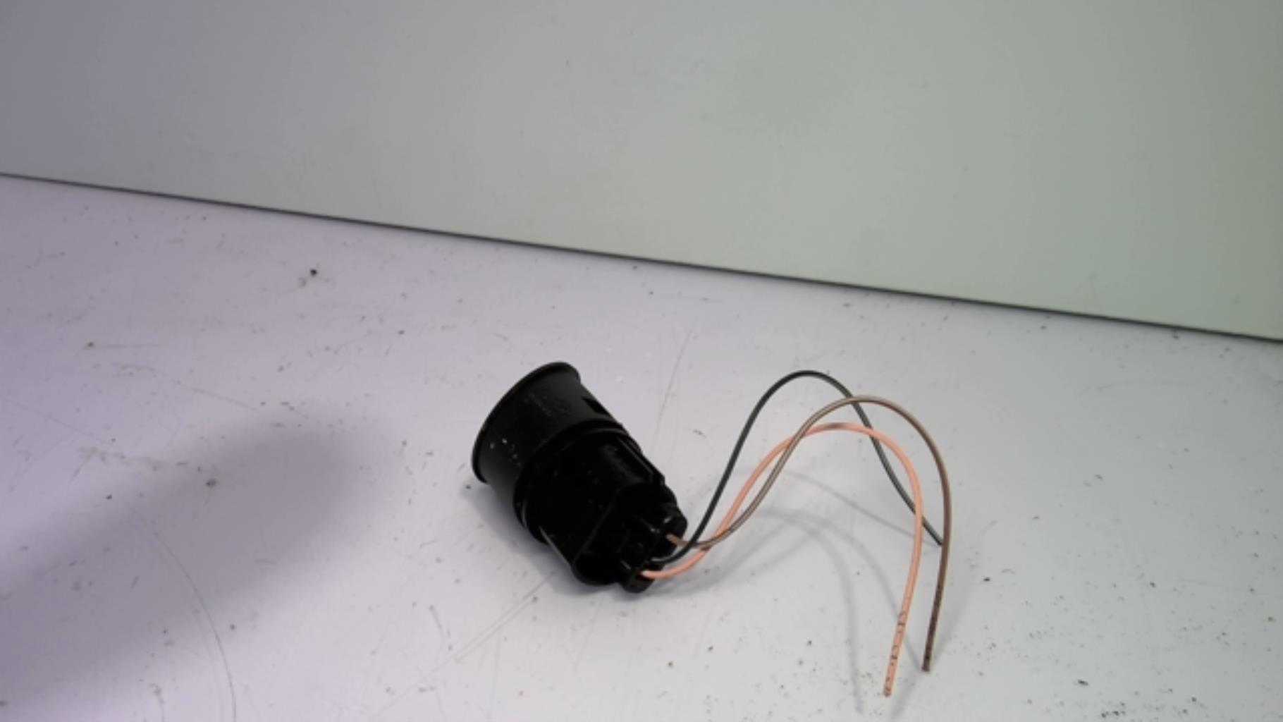 Bouton de demarrage RENAULT MEGANE 2 PHASE 1 BREAK Diesel - 1