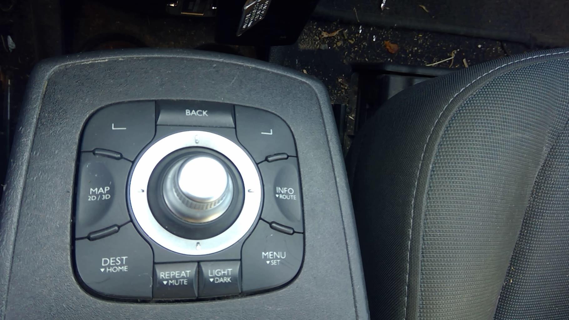 Commande GPS RENAULT SCENIC 3 PHASE 1 Diesel - 1