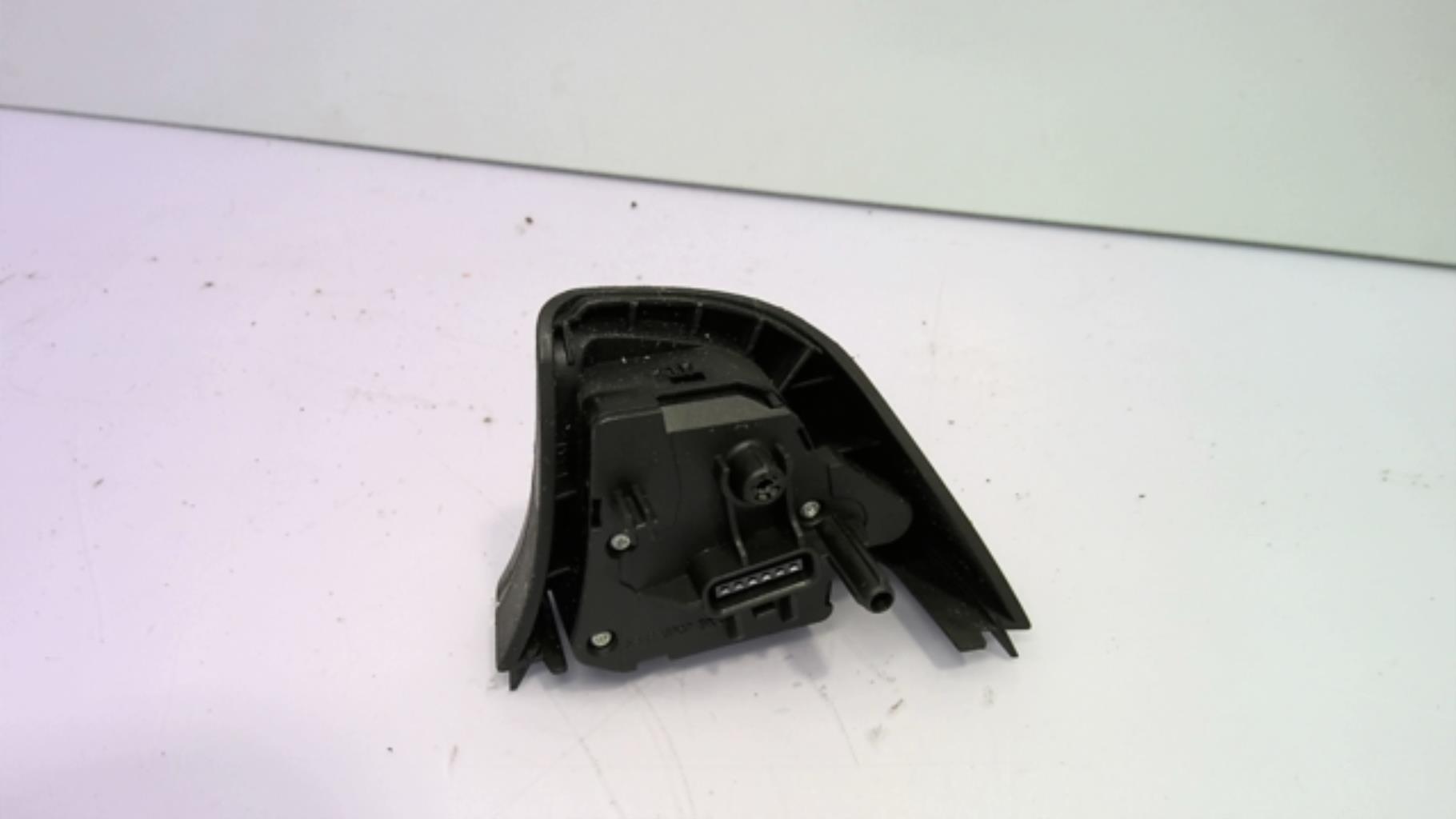 Commande autoradio MERCEDES CLASSE B 245 PHASE 1 Diesel - 1