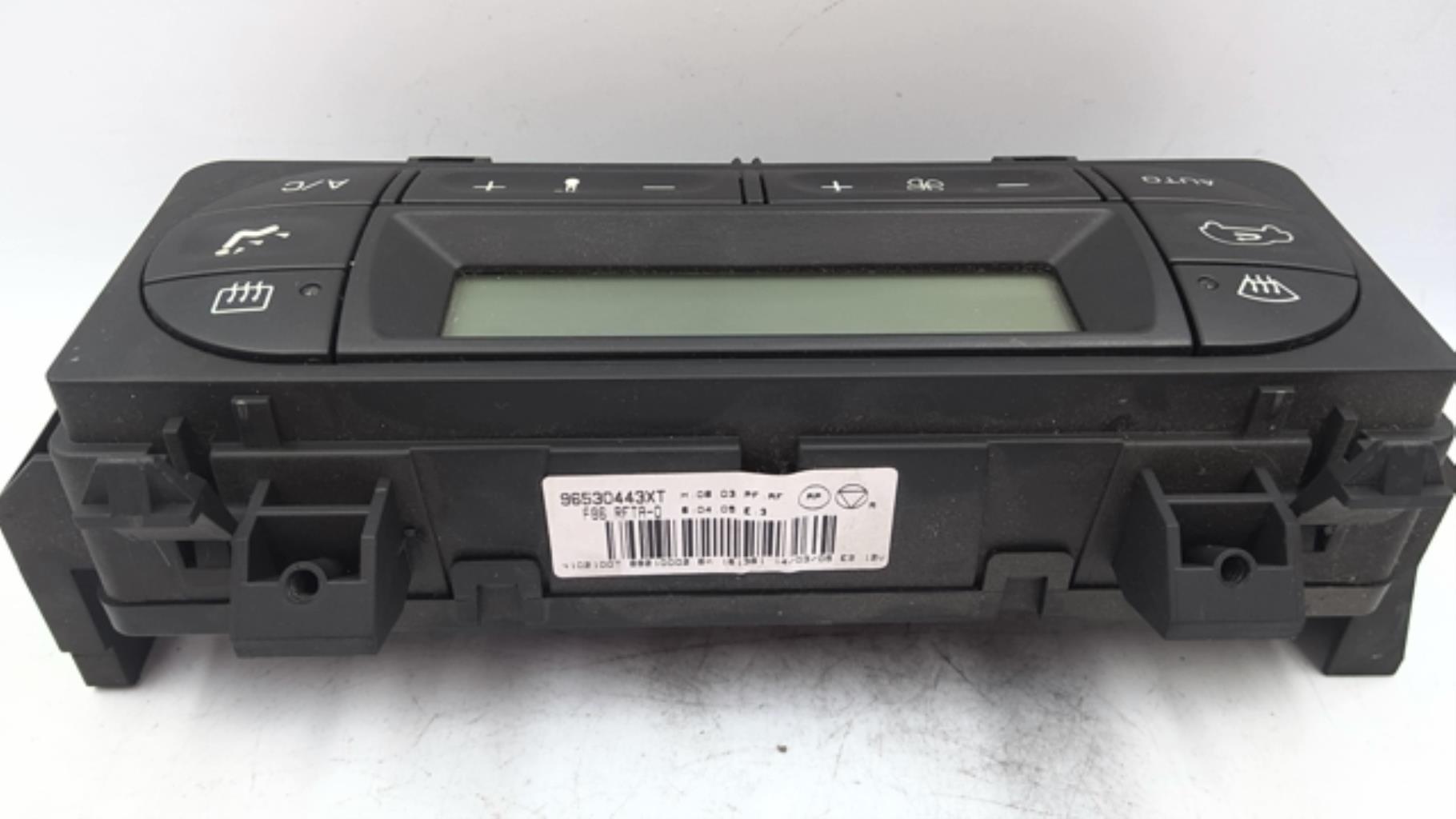 Commande chauffage PEUGEOT 1007 Essence - 1