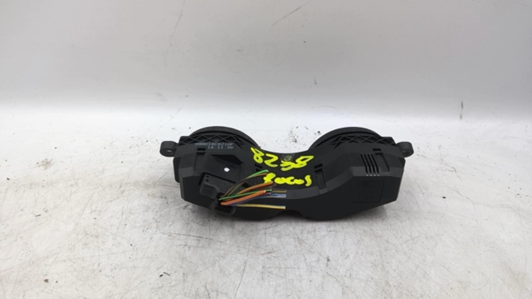 Commande degivrage lunette arriere FORD FOCUS 1 Essence - 1