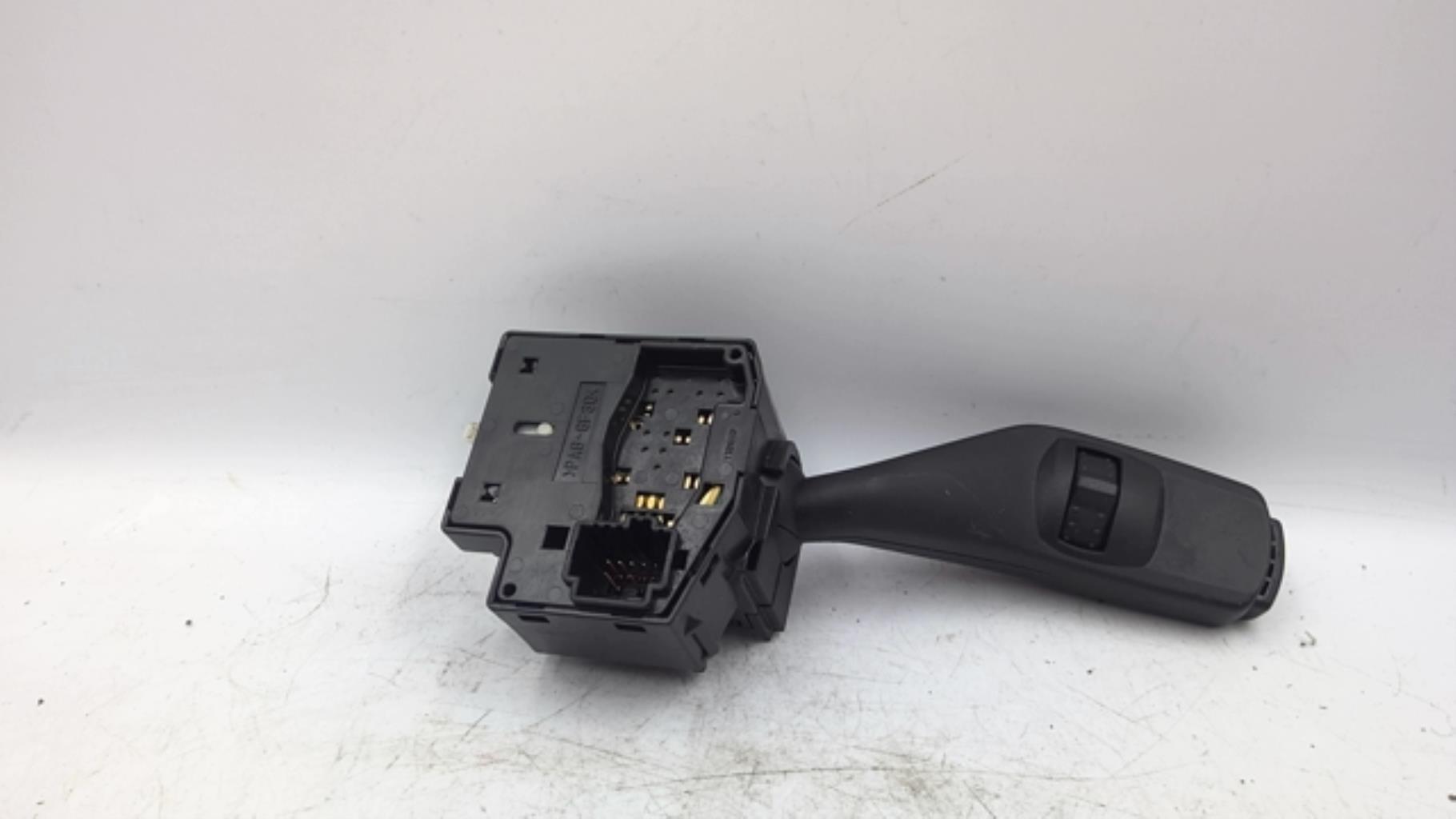 Commodo phare FORD FOCUS 2 PHASE 2 BREAK Diesel - 1