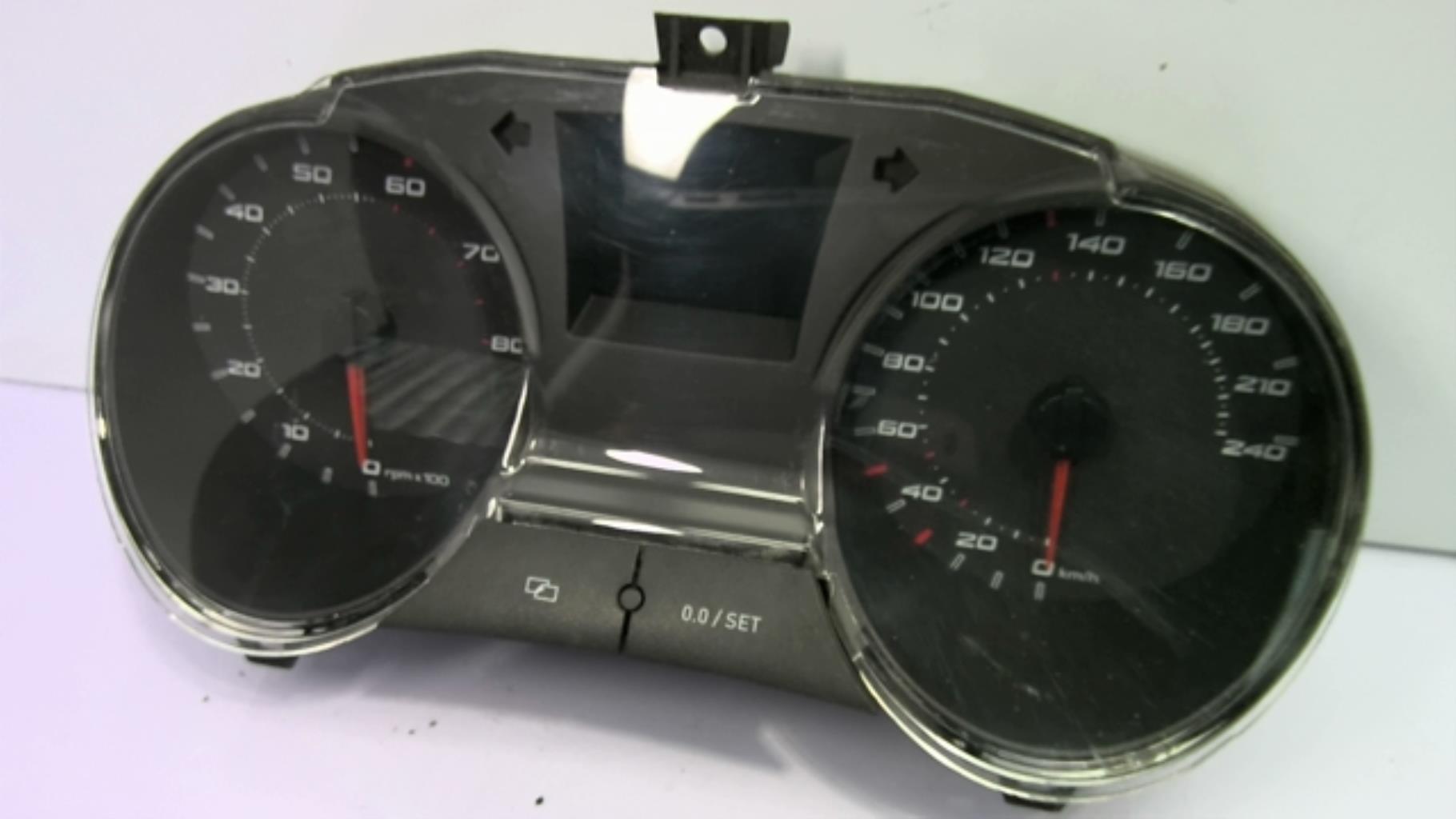 Compteur SEAT IBIZA 4 PHASE 1 Essence - 1