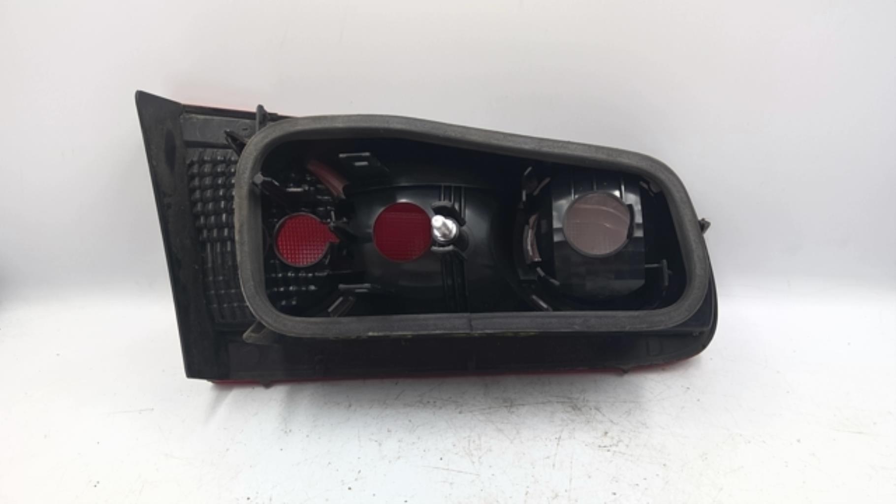 Feu arriere secondaire droit (feux) RENAULT LAGUNA 2 PHASE 2 Essence - 1