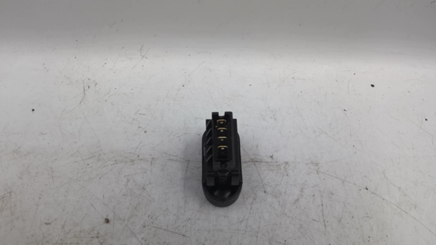 Commande anti brouillard arriere DACIA SANDERO 1 Essence/GPL - 1