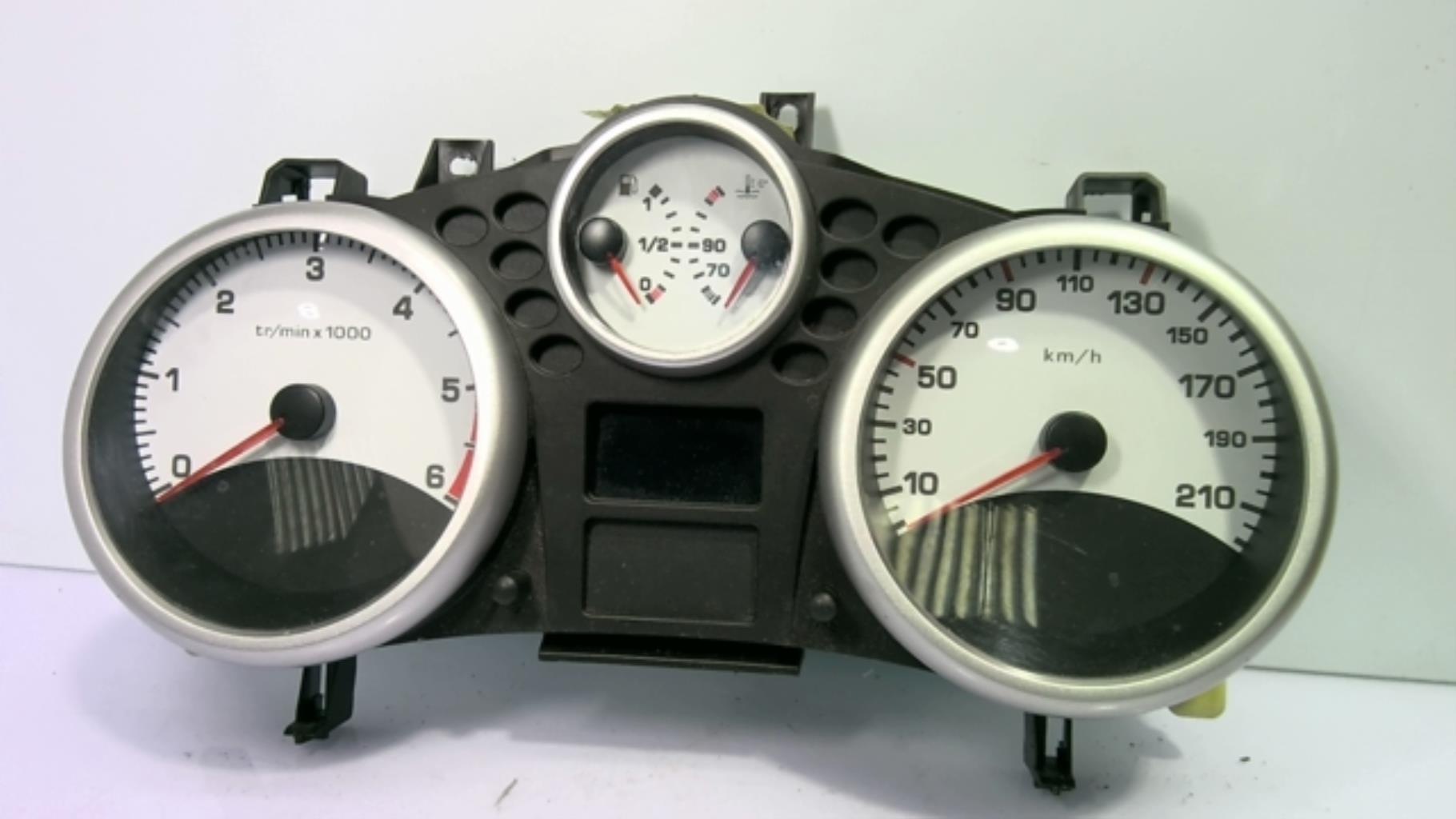 Compteur PEUGEOT 207 PHASE 1 Diesel - 1