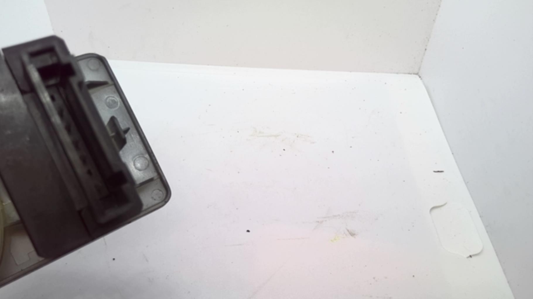 Commande de reglage hauteur de phare SKODA FABIA 1 PHASE 2 Diesel - 1