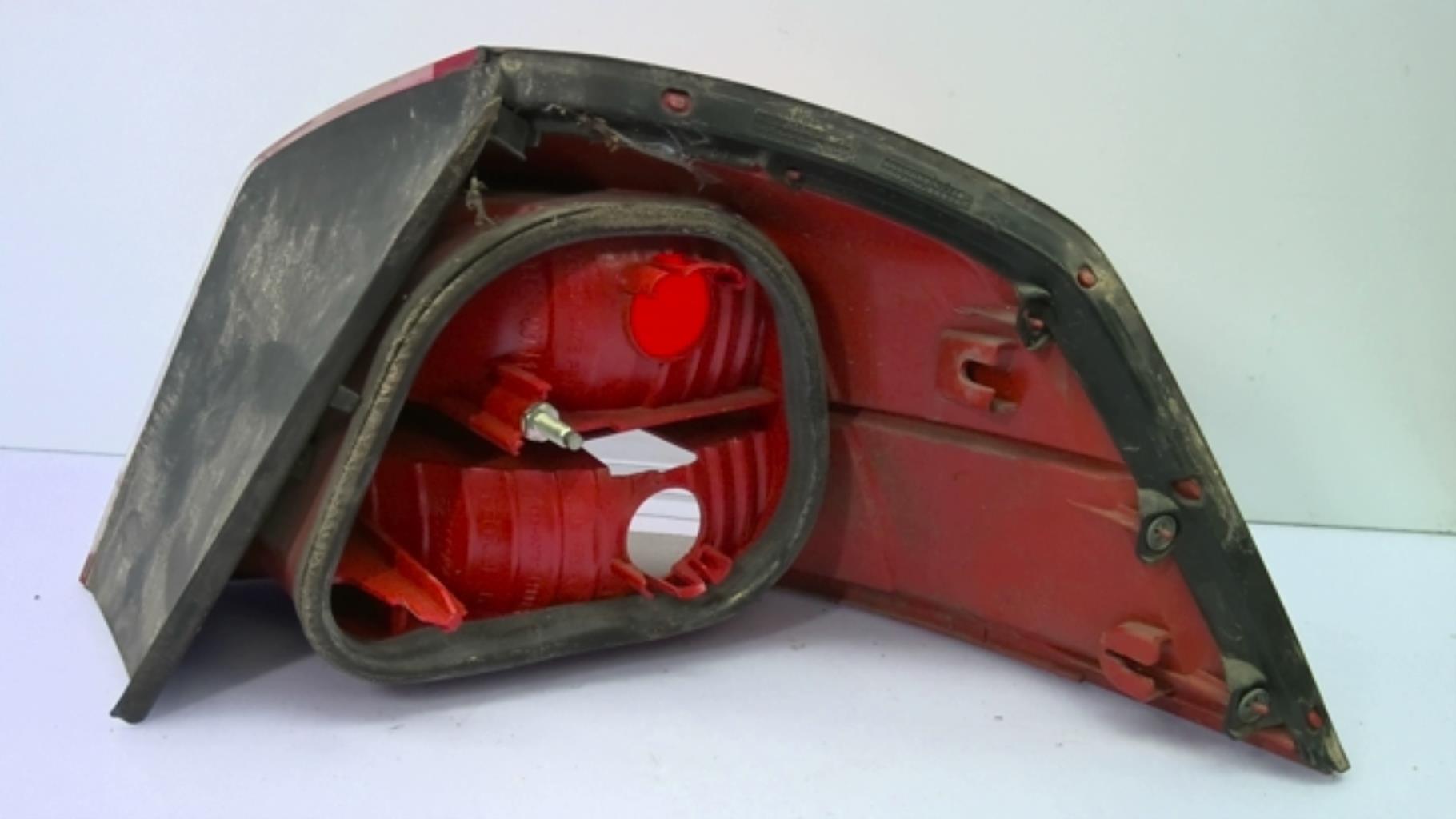 Feu arriere secondaire gauche (feux) RENAULT VEL SATIS PHASE 2 Diesel - 1