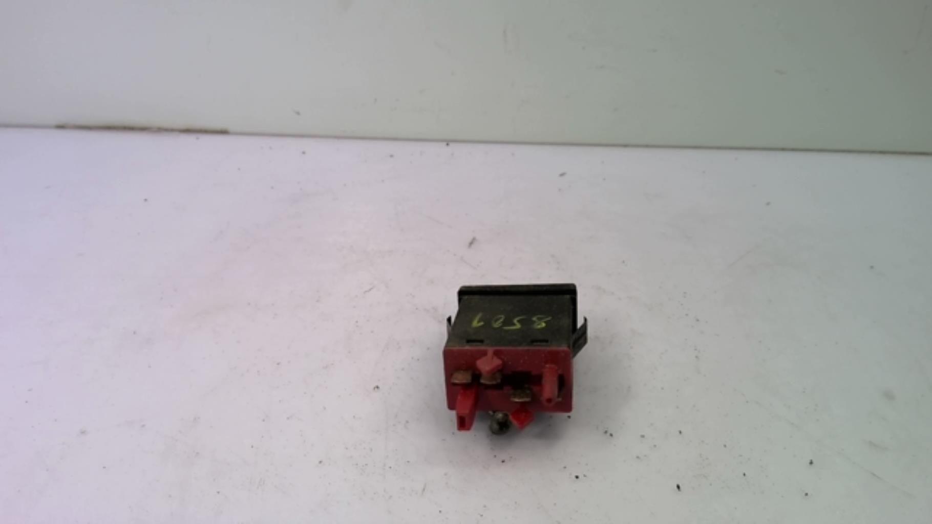 Bouton/Interrupteur VOLKSWAGEN PASSAT 4 PHASE 2 Diesel - 1