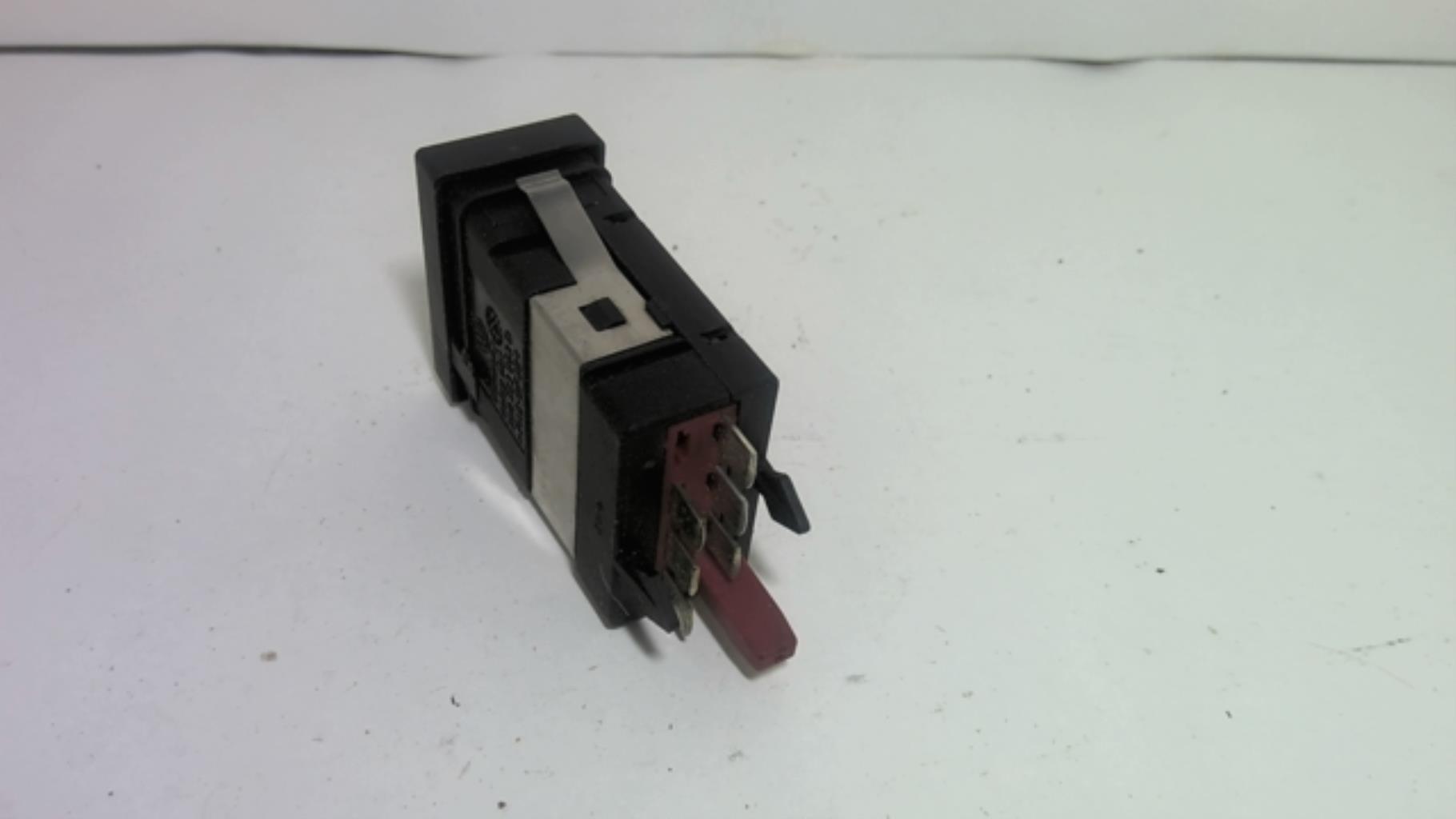 Bouton/Interrupteur VOLKSWAGEN PASSAT 4 PHASE 2 Diesel - 1
