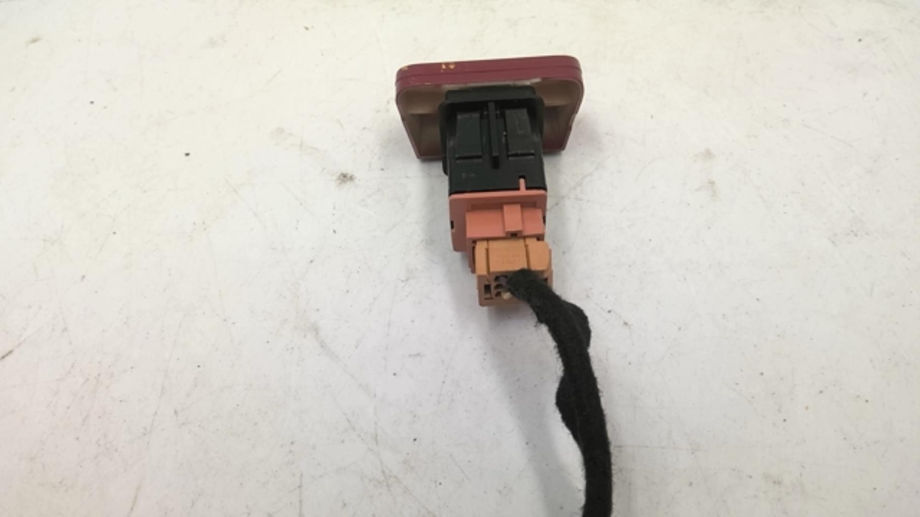 Bouton de warning CITROEN C4 PICASSO 1 Diesel - 1