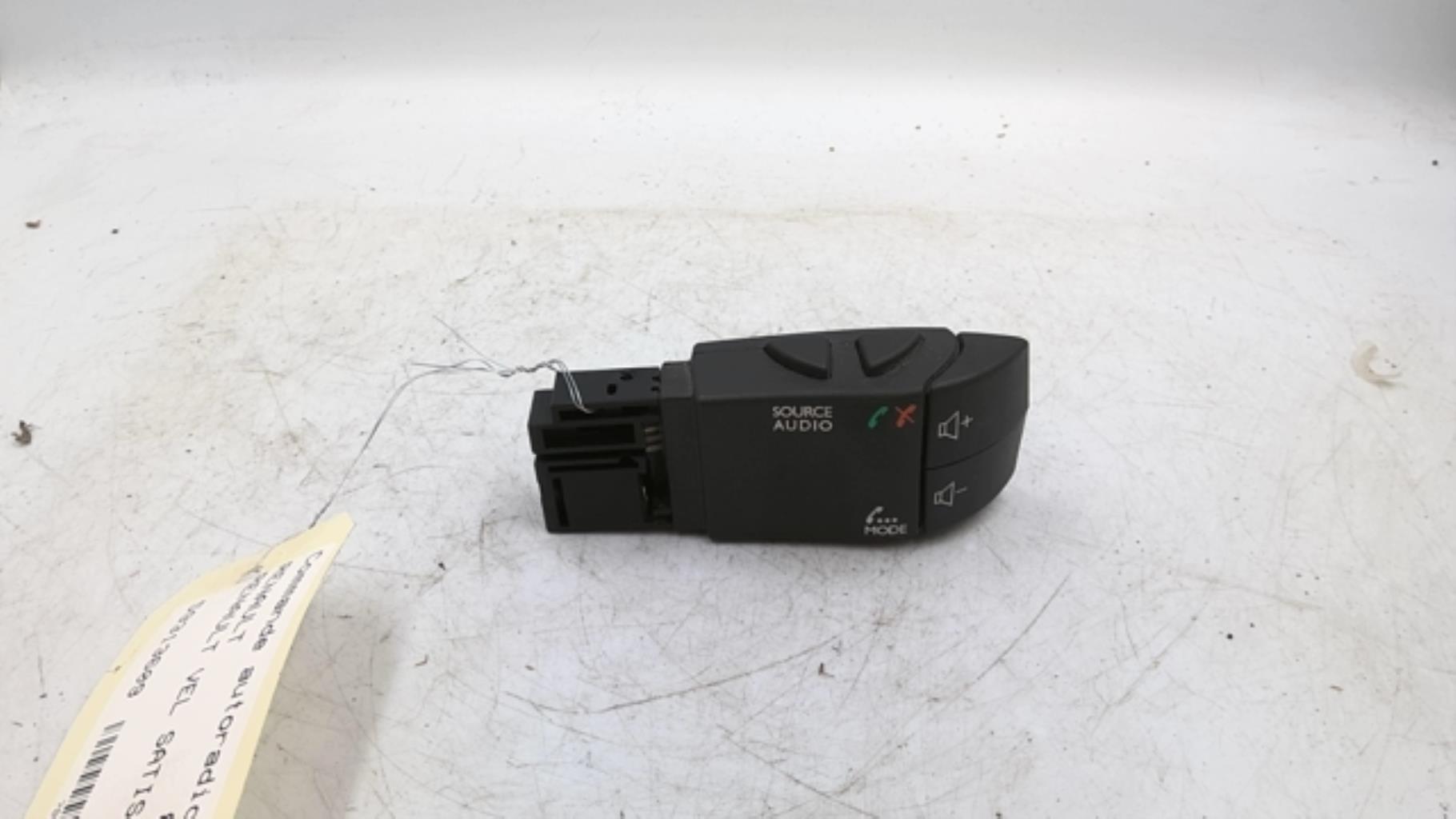Commande autoradio RENAULT VEL SATIS PHASE 2 Diesel - 1