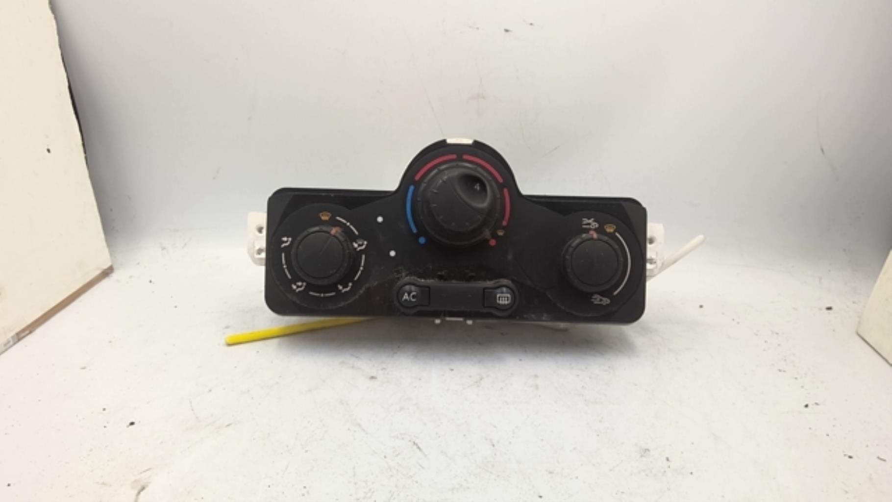 Commande chauffage RENAULT CLIO 3 PHASE 2 Diesel - 1