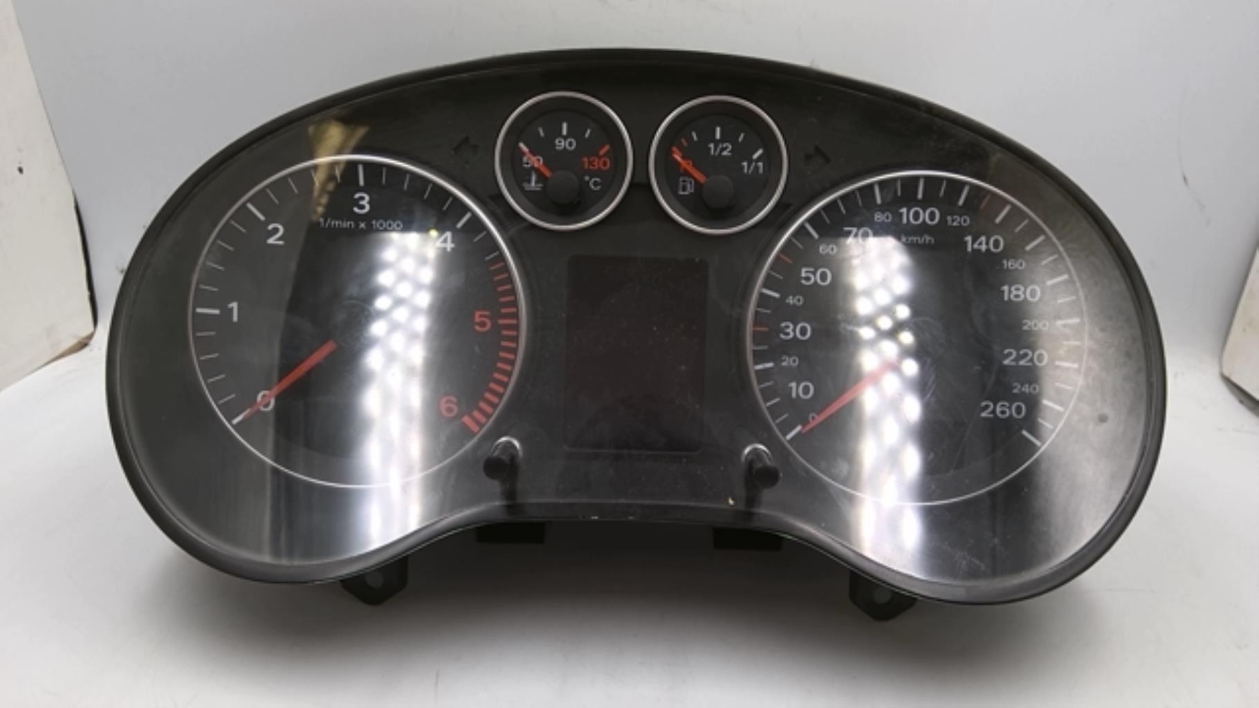 Compteur AUDI A3 2 PHASE 1 Diesel - 1