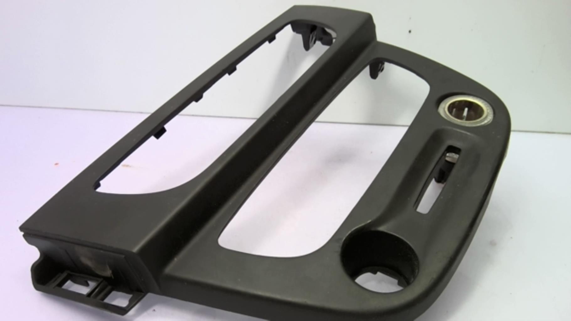 Console central (interieur plastique) RENAULT MEGANE 3 PHASE 1 Diesel - 1