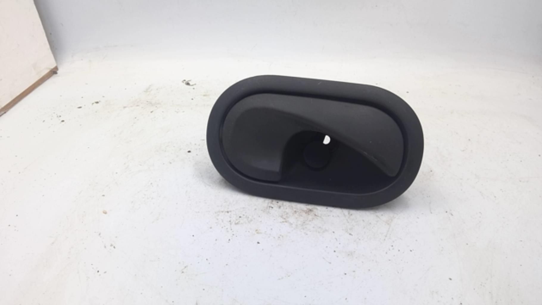Poignee interieur avant droit RENAULT SCENIC 2 PHASE 1 Diesel - 1