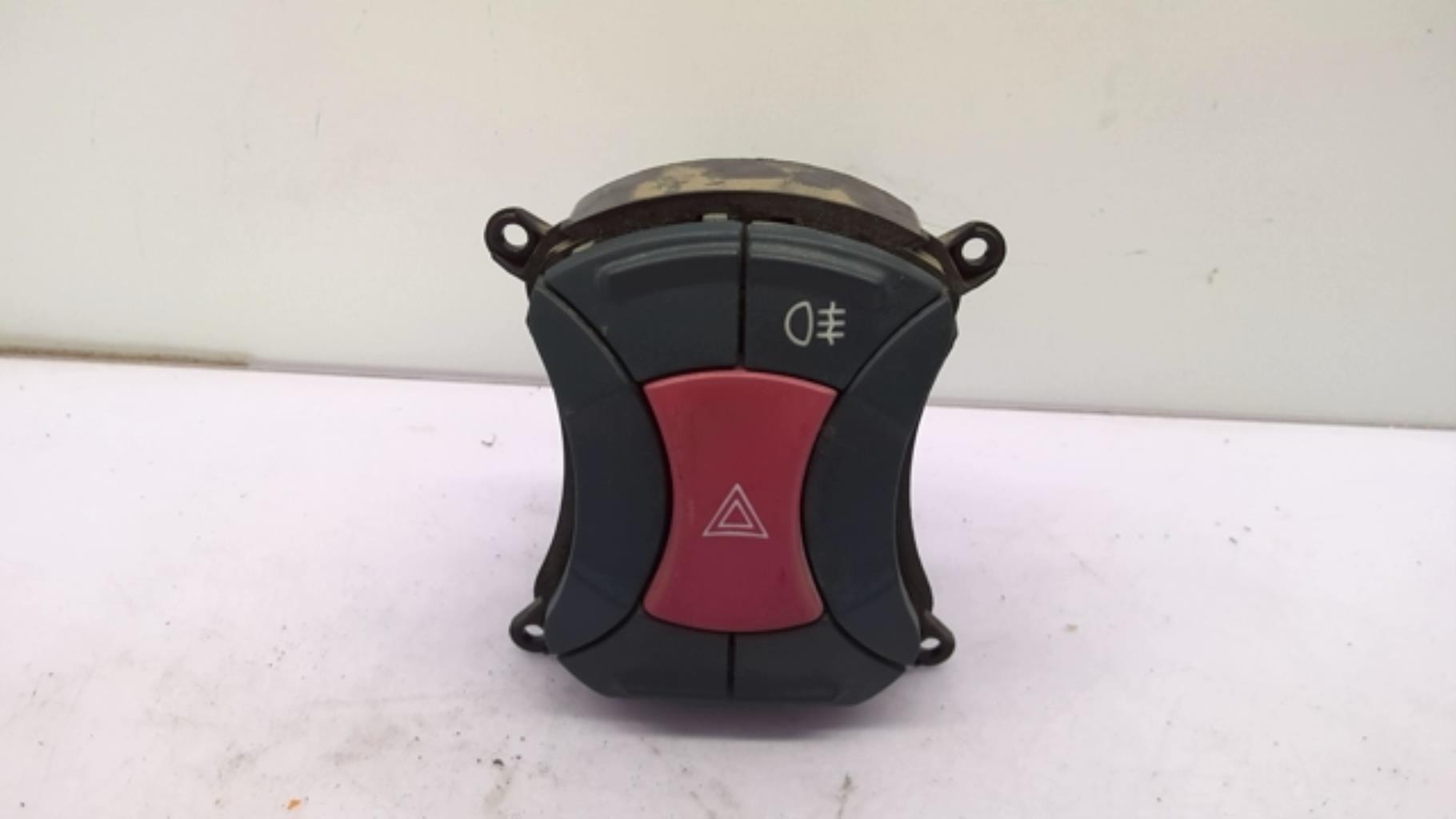 Bouton de warning FIAT DOBLO 1 PHASE 1 Diesel - 1