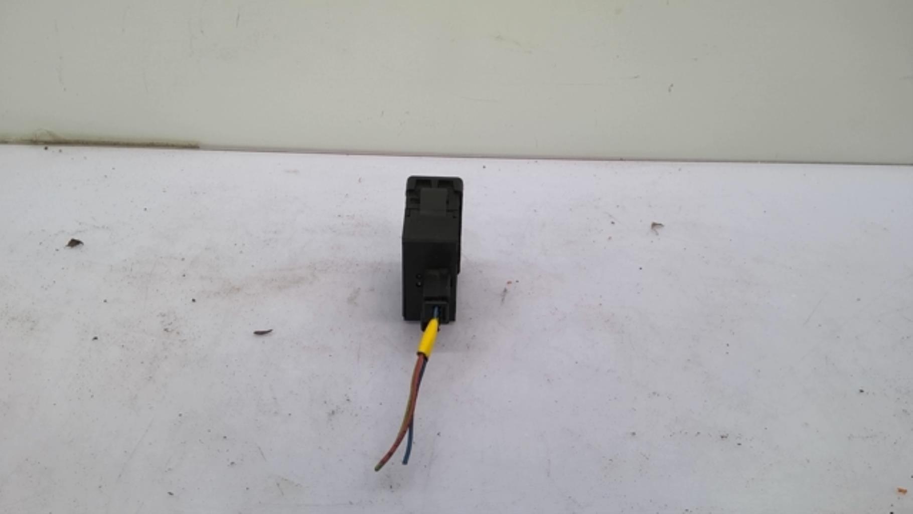 Commande de reglage hauteur de phare CITROEN C3 2 PHASE 1 Diesel - 1
