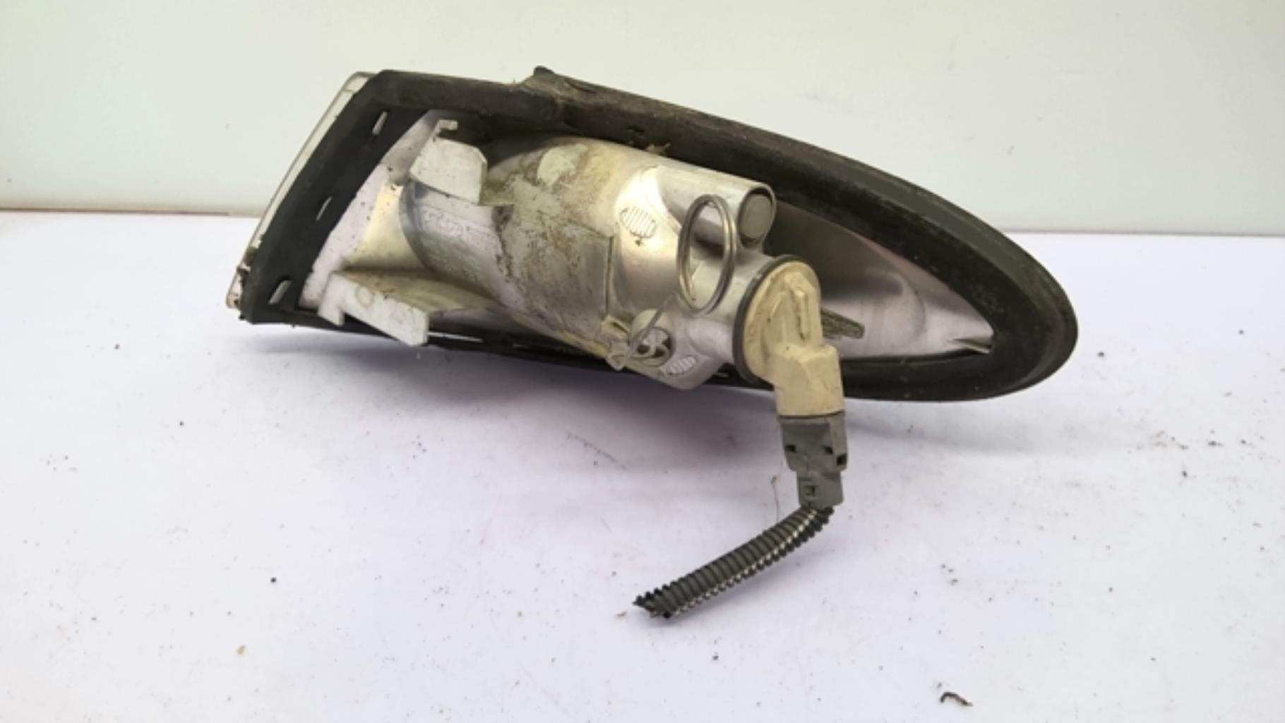 Optique avant secondaire droit (feux)(clignotant) RENAULT ESPACE 3 Diesel - 1