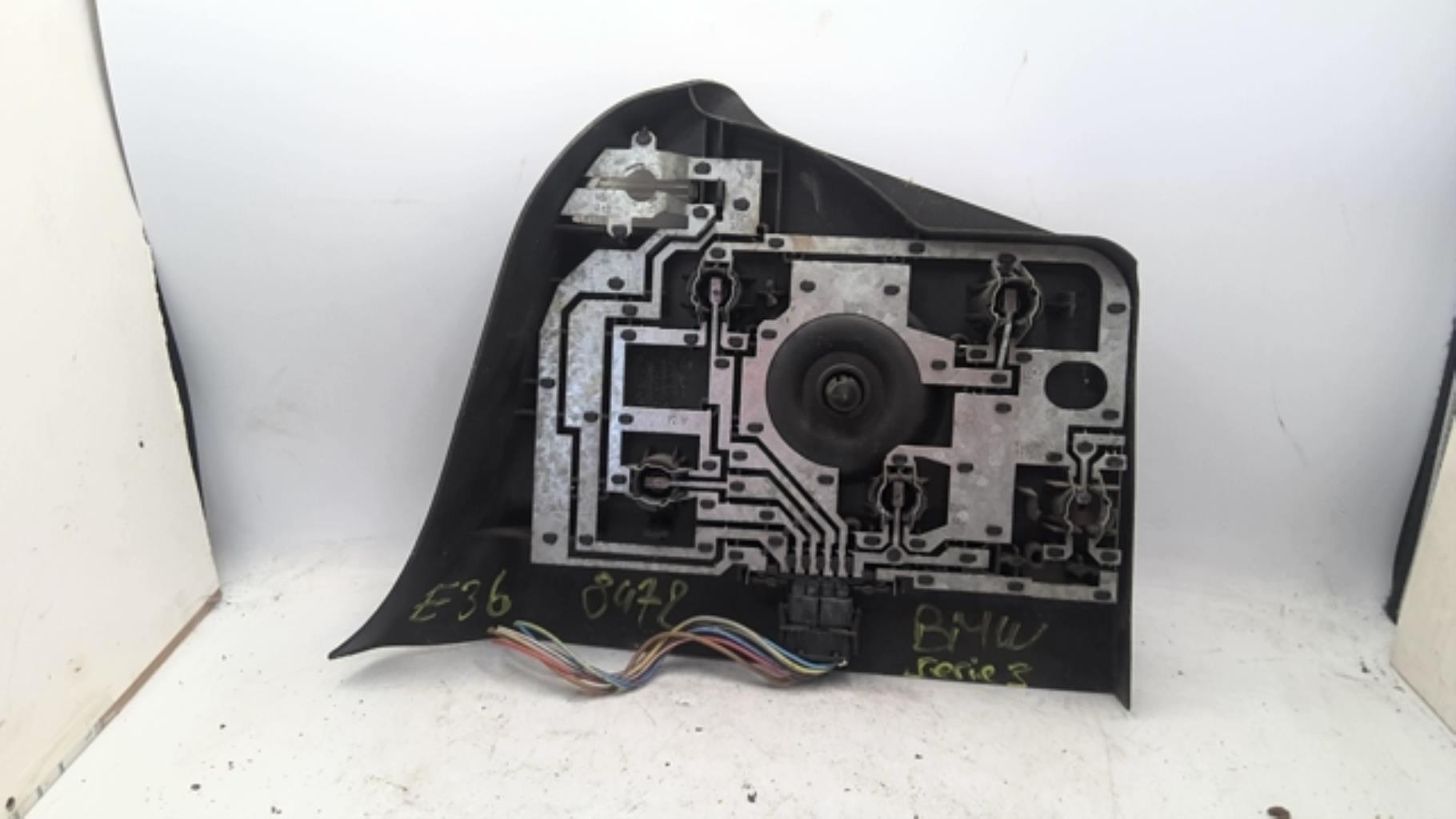 Platine feu arriere gauche BMW SERIE 3 E36 COMPACT Essence - 1