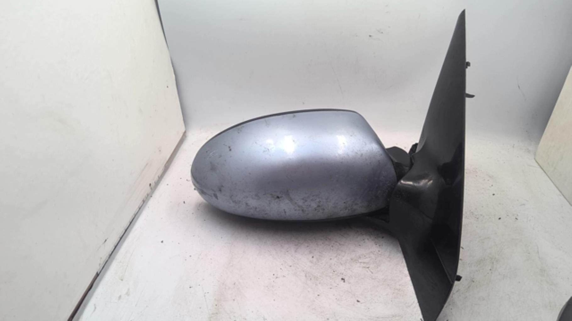 Retroviseur droit FORD FOCUS 1 Essence - 1