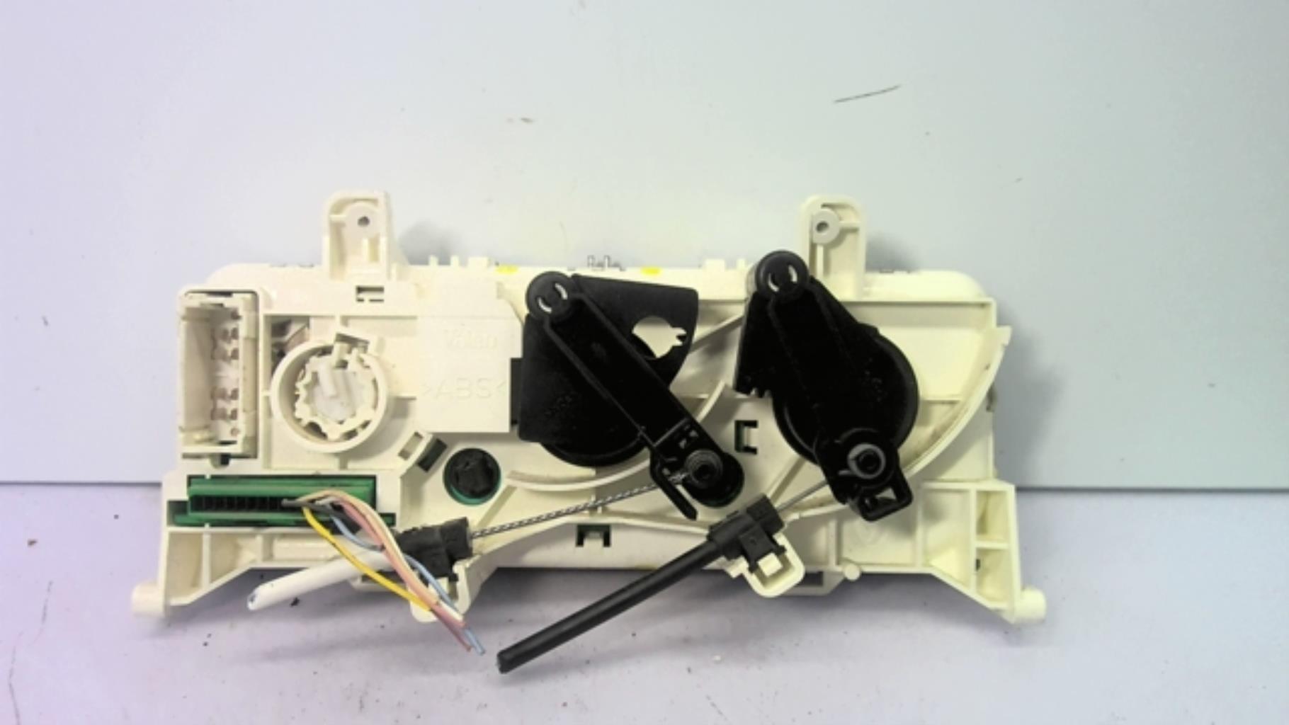 Commande chauffage RENAULT CLIO 2 PHASE 2 Essence - 1