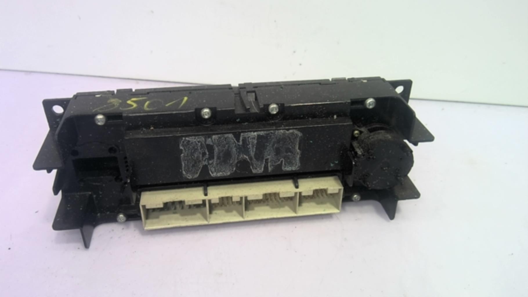 Commande chauffage VOLKSWAGEN PASSAT 4 PHASE 2 Diesel - 1