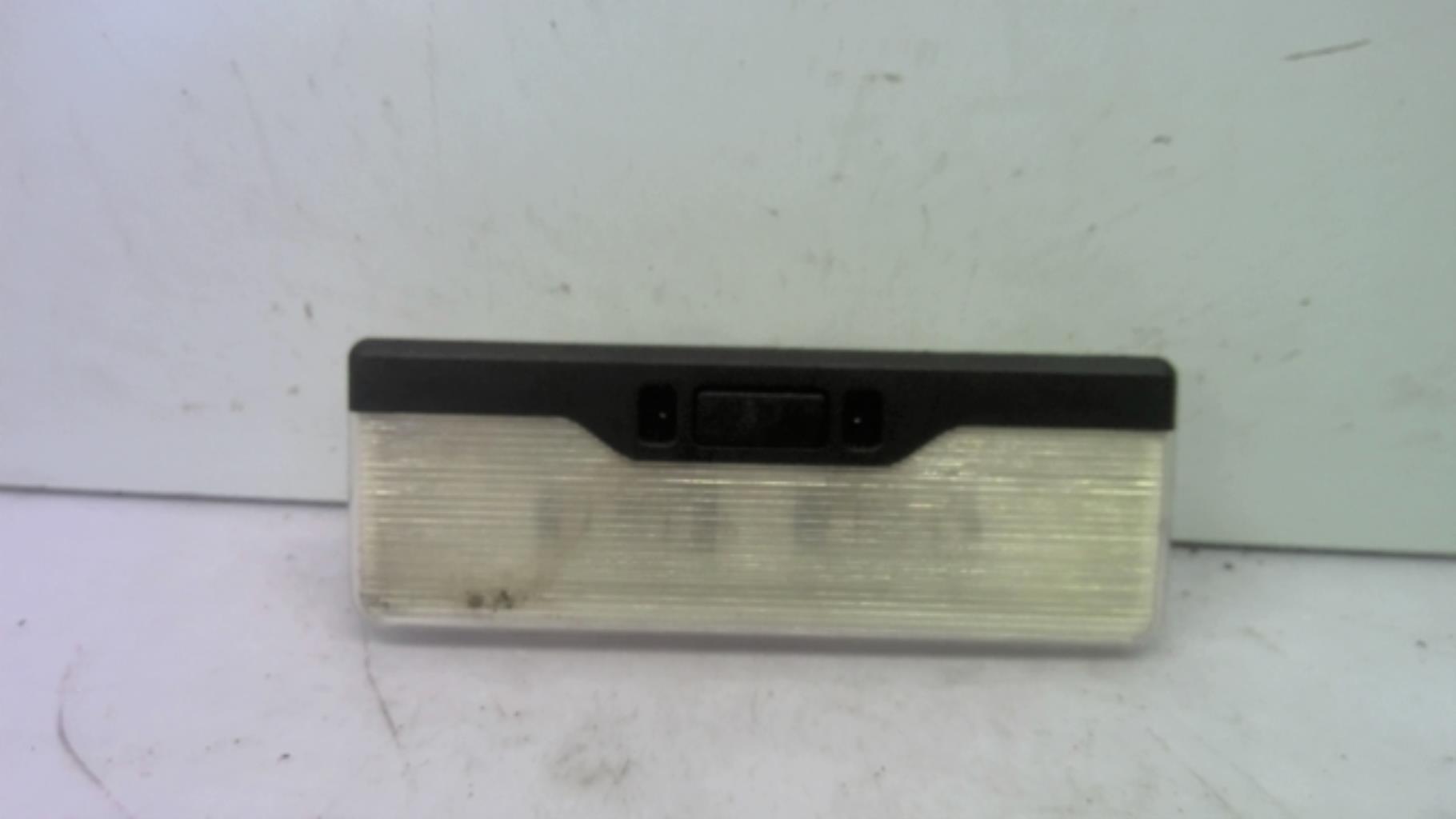 Eclairage de plafonnier BMW SERIE 3 E46 PHASE 2 Diesel - 1
