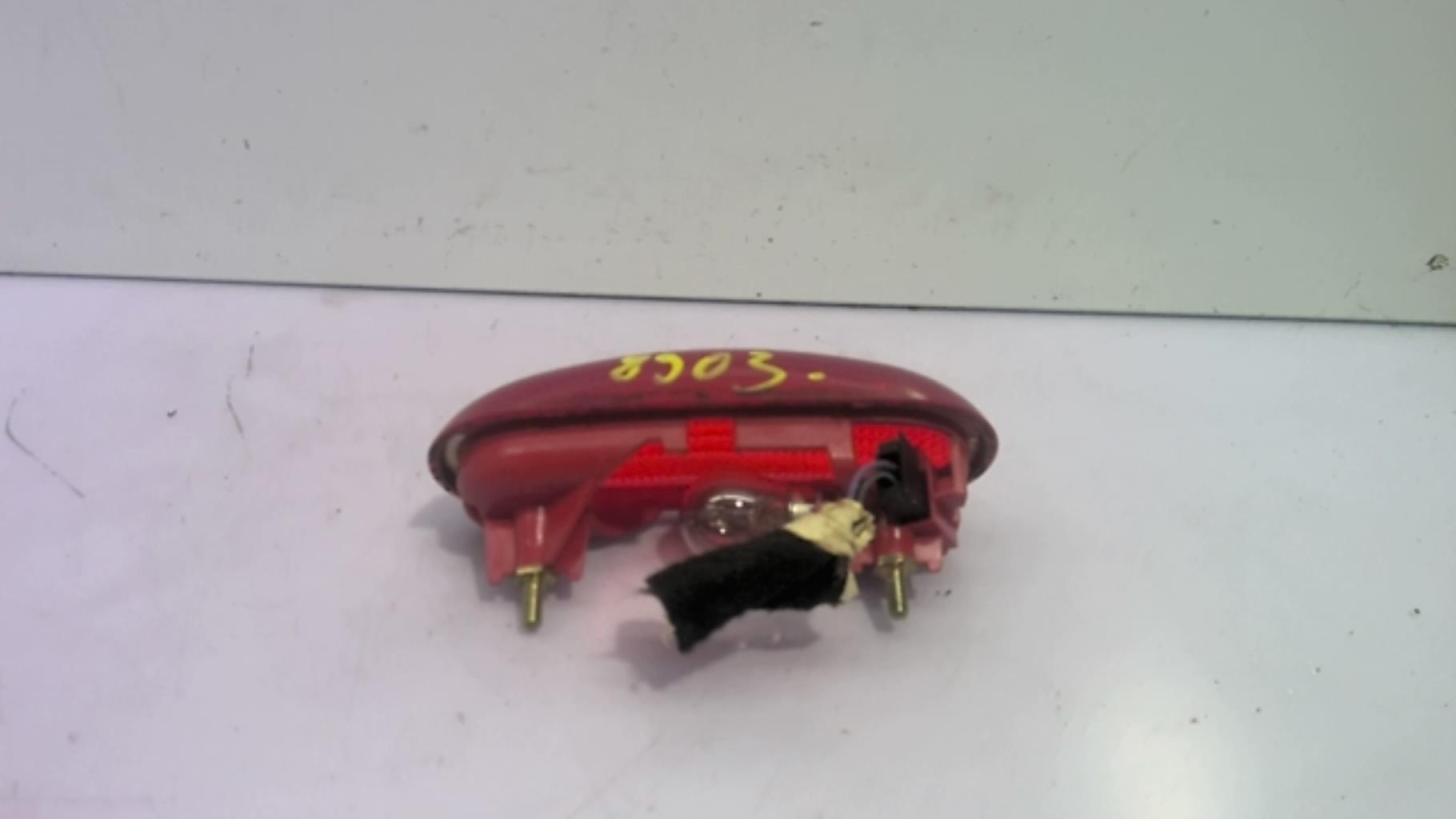 Feu arriere stop central RENAULT KANGOO 1 PHASE 1 Essence - 1