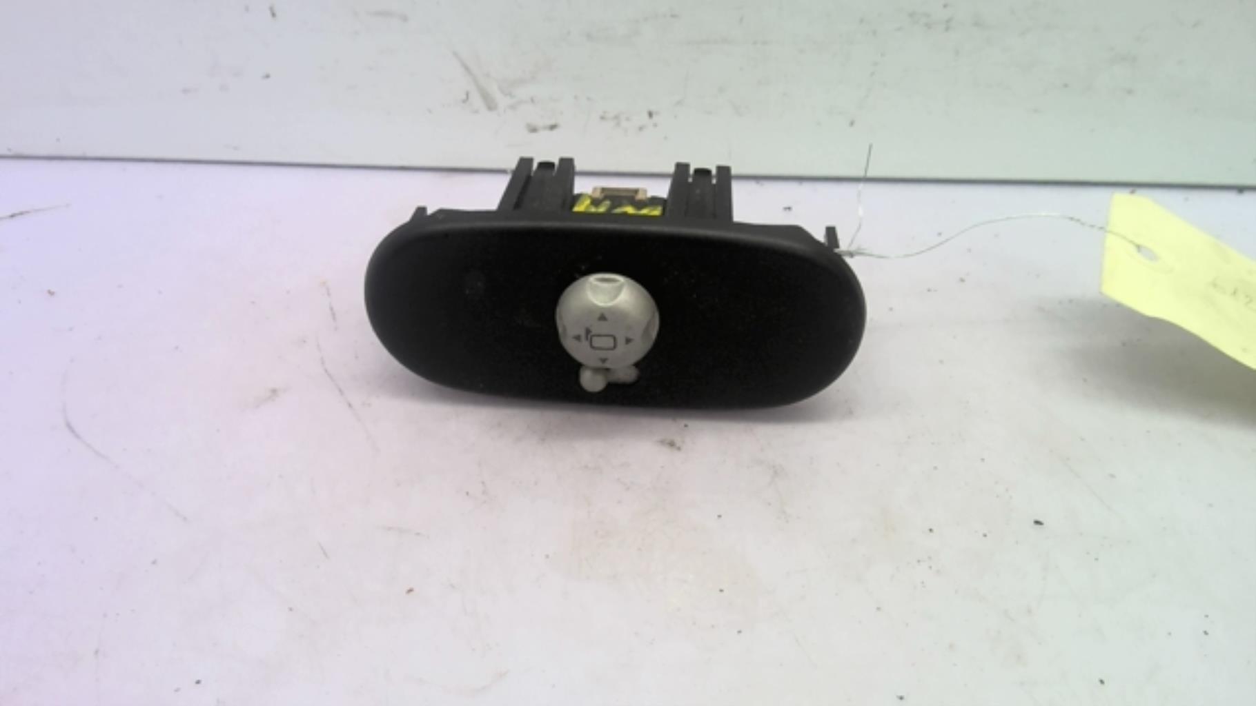 Commande retroviseurs MINI MINI 1 R50/R53 PHASE 1 Essence - 1