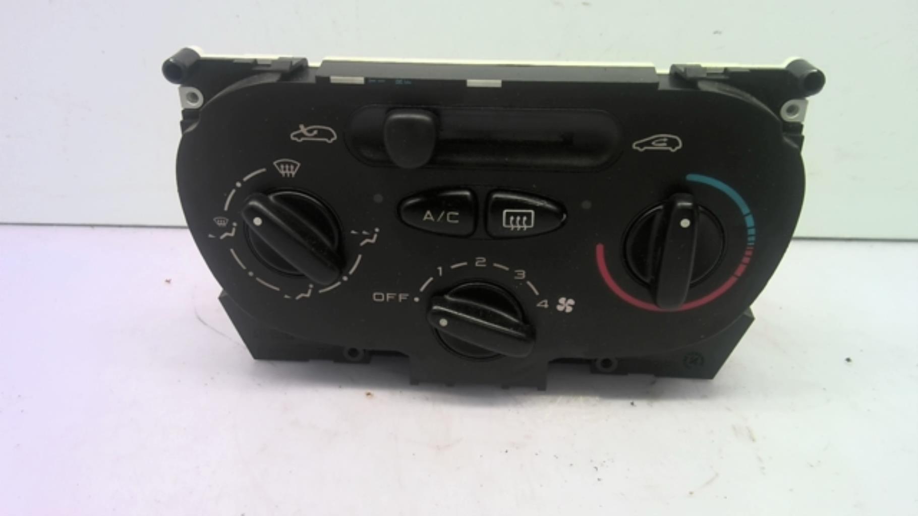 Commande chauffage PEUGEOT 206 PHASE 1 Essence - 1