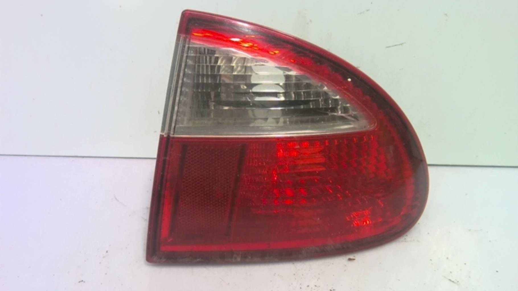 Feu arriere secondaire droit (feux) SEAT LEON 1 Diesel - 1
