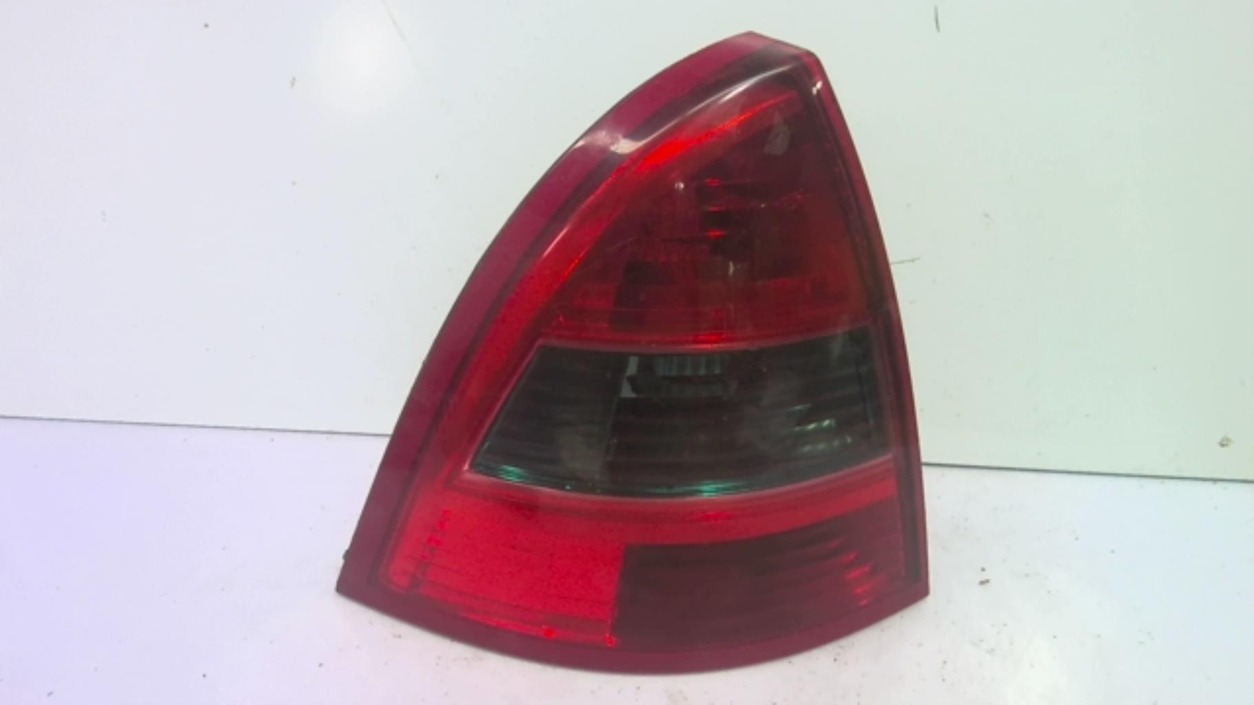 Feu arriere secondaire gauche (feux) CITROEN C5 1 PHASE 2 Diesel - 1