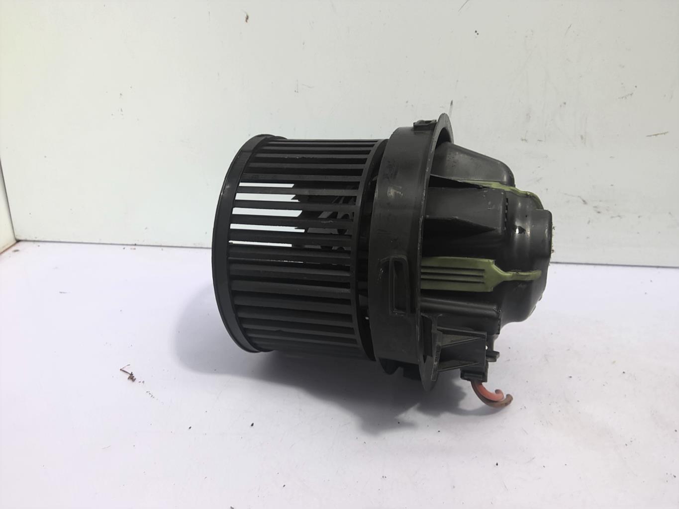 Pulseur d'air PEUGEOT 207 PHASE 1 BREAK Diesel - 1