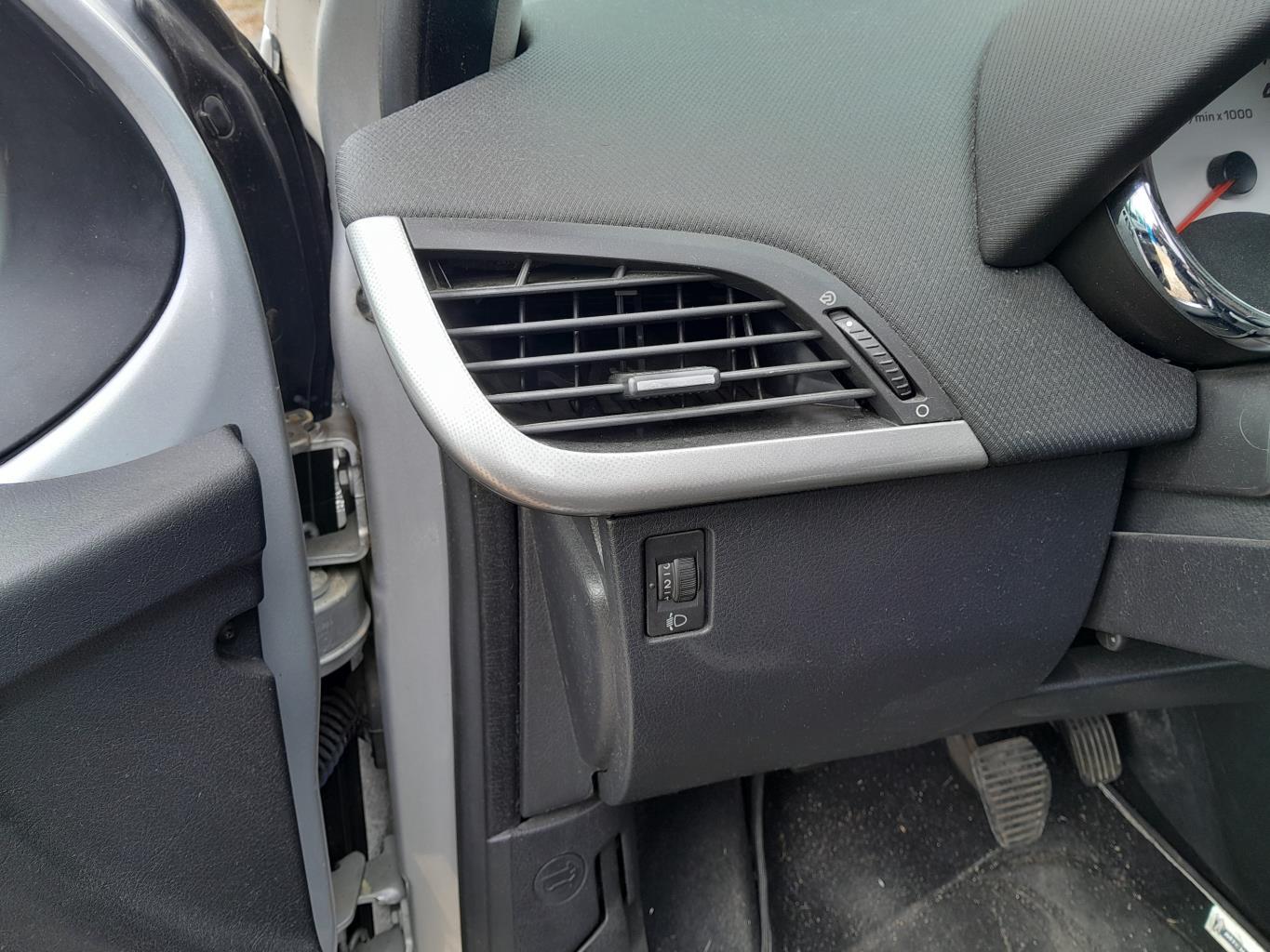 Commande de reglage hauteur de phare PEUGEOT 207 PHASE 1 Diesel - 1